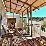 Les Chambres D'Hotes Du Grand Mornas