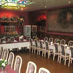 Hotel Les Arcades