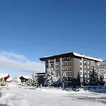 Residence Chanteneige - Freeloc Immobilier