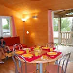 Lagrange Grand Bleu Vacances - Residence Les Pescalunes