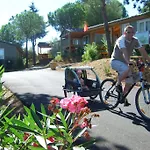Lagrange Grand Bleu Vacances - Residence Les Pescalunes
