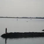 Port Rive Gauche Iona