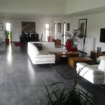 Villa Cortaderias