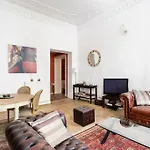 Le Colonial