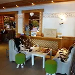 Hotel Les Campanules By Les Etincelles
