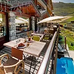 Hotel Les Campanules By Les Etincelles