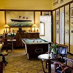 Hotel Des Pins