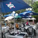 Hotel Restaurant Les Cigalons