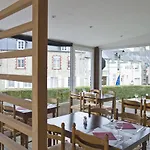 Hotel Du 6 Juin