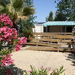 Camping Les Romarins