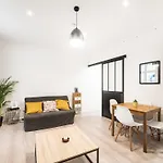 Le Little Soho