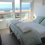 Sea View 2 Room Apartment 50M2