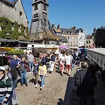 La Petite Parenthese