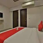 Oyo 8406 Hotel Marigold