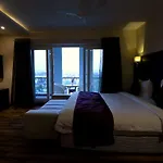 Shanti Clarks Inn Suites Ujjain