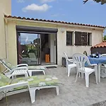Cosy Villa With Private Garden In Saint Cyprien