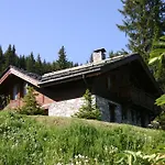 Madame Vacances Les Chalets De La Tania