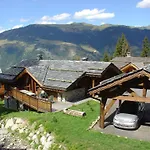 Madame Vacances Les Chalets De La Tania