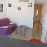 Apartment East Land