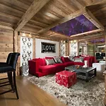 Chalet S