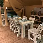 Oh! Campings - Le Clos du Rhône