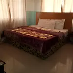 Link Majestic B2 Suite And Hotel Accommodation.
