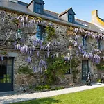 Salamandre Cottage