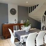 Cosy Maison 3 Chambres Honfleur Jardin, Parking Prive Et Jacuzzi
