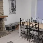 Che F3 Gauche Terrasse Jardin Barbecue Hypercentre Wifi