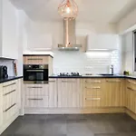 Bel Appartement A 2 Pas De La Cote Des Basques