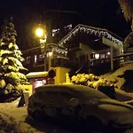 Chalet Hotel Rhododendrons