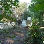 House With 2 Bedrooms In Arcachon, With Enclosed Garden - 800 M From T