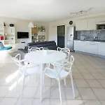 Ocean Apartment