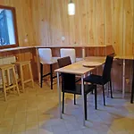 Camp De Base