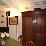 Chambres D'Hotes Les Hirondelles Bleues