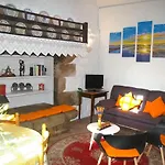 Hameau Les Grandes Roches
