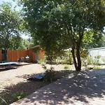 Les Cabanes De Talais