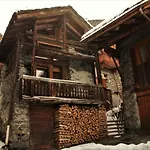 Chalet Genevieve