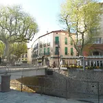 3Cpf29 Appartement Avec Jardinet Et Parking, Proche Centre-Ville