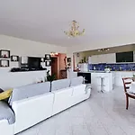 Luckey Homes - Rue Floralia