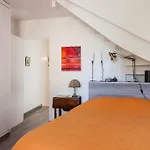 Maison Bleue