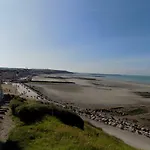A La Petite Maison