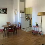 11 Rue Jean Robert Pinet