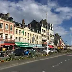 L'Etoile De Trouville