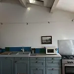 La Maison Rose