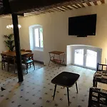 La Maison Des Augustines