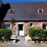Ty Jeanne, Le Charme De La Pierre Au Coeur Du Village