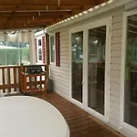 Mobile Home 3 Chambres 2 Salles De Bains Dans Camping 4 Etoiles Aux Charmettes Mh K168
