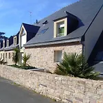 Cap Houses 