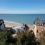 Duplex 50 M2 Au Pied Des Planches